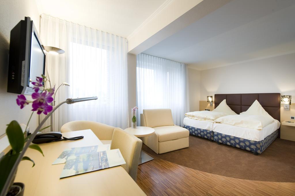 Hotel Luecke رين المظهر الخارجي الصورة